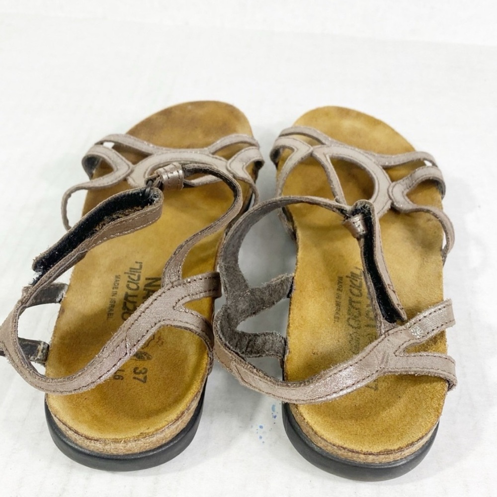 Naot Silver Sandals Minimalist Design - Picture 4 of 6